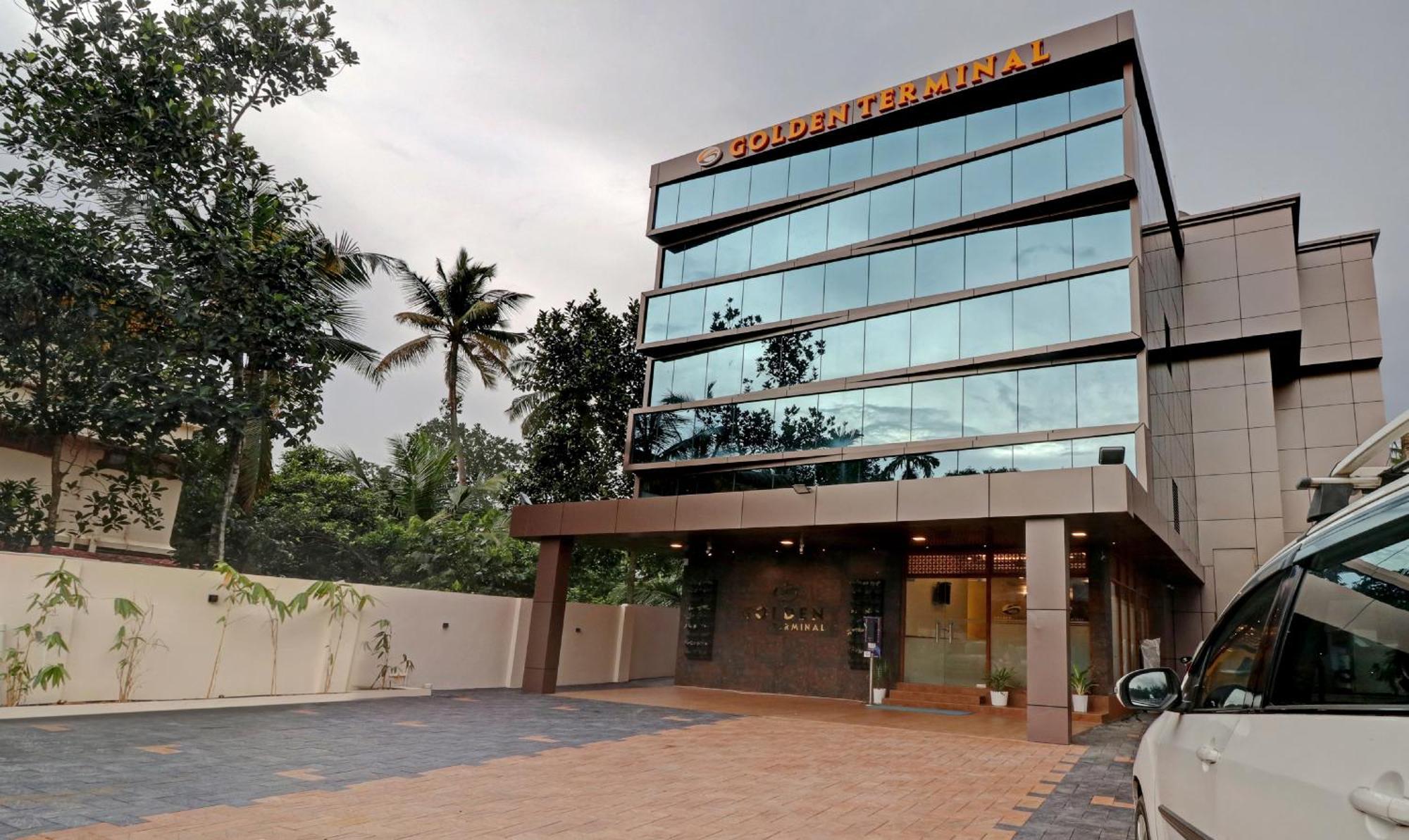 Hotel Treebo Golden Terminal, Kochi Airport Exterior foto